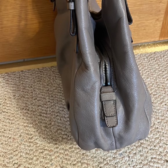 Coach purse grey used - Picture 4 of 6